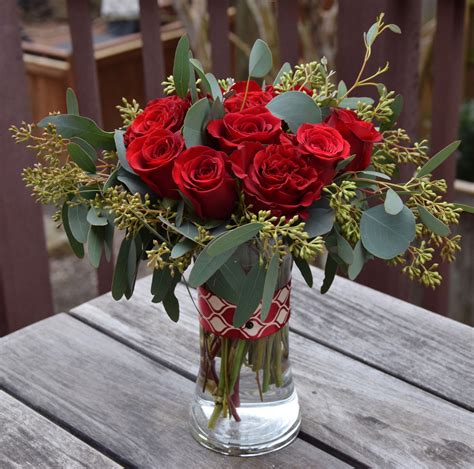 Gorgeous Dozen Of Red Roses For Valentines Day Valentines Day