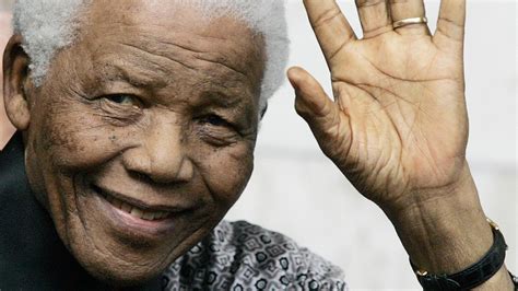 Video Le Monde Rend Hommage à Nelson Mandela