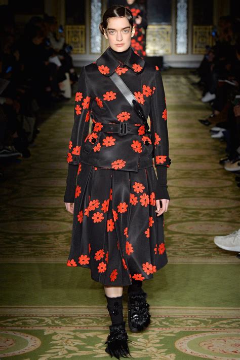 London Fashion Week Trend for Fall 2017: Romantic Florals ...