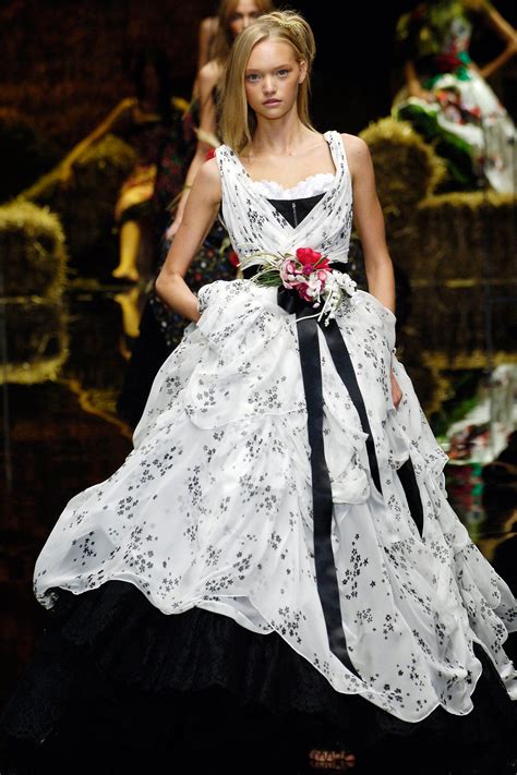 9 Dreamy Dolce And Gabbana Dresses Fit For An Italian Princess Dolce