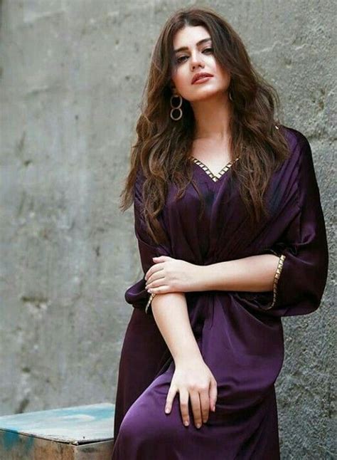 Beautiful Zara Noor Abbas Wearing Gorgeous Dress Fashion Bollywood