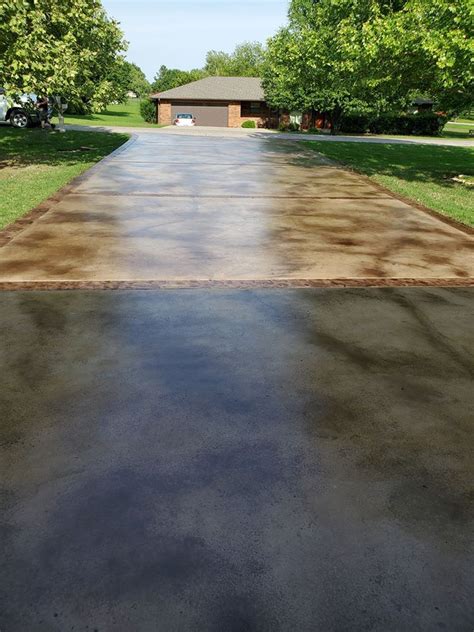 Stained Concrete Driveway Driveway Paint Outdoor Concrete Stain