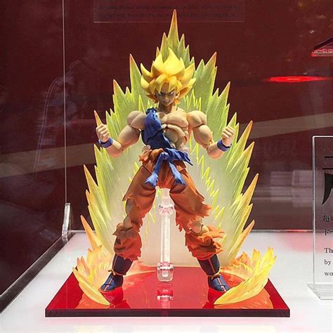 Standing a powerful 110mm tall, the figure features all of the posability fans have come to expect from s.h.figuarts. S.H.Figuarts Son Goku Super Warrior Awakening | Dragon Ball Z News