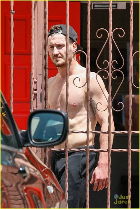 Full Sized Photo Of Val Chmerkovskiy Shirtless Witney Carson Dwts Tour