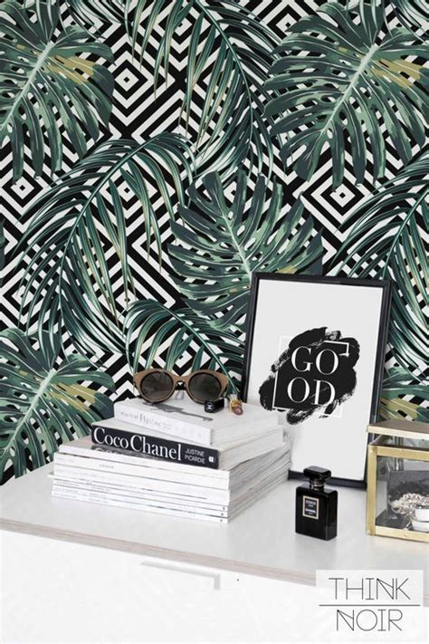 6 Dreamy Looks With The Must Have Palm Tree Wallpaper