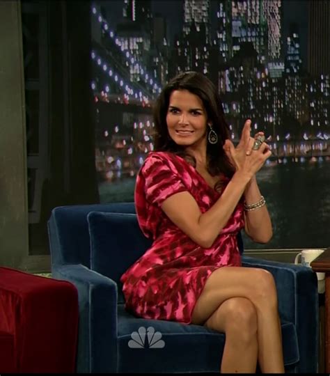 Angie Harmon S Sexy Long Legs Sexy Leg Cross Hot Sex Picture