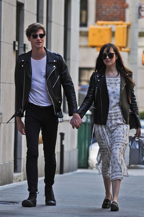 Getty images) dakota johnson's role in how to be single just came in use irl. Dakota Johnson and Boyfriend Matthew Hitt - Seen Out ...