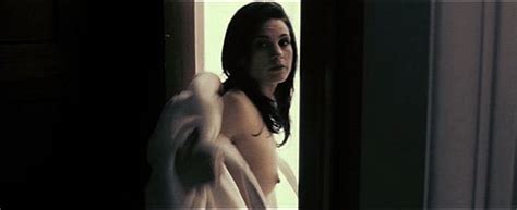 Nackte Leah Cairns In 88 Minutes