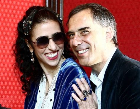 Marisa de azevedo monte (1967) é uma cantora, compositora e produtora musical brasileira. Marisa Monte e Arnaldo Antunes cobram R$ 220 mil de Doria ...