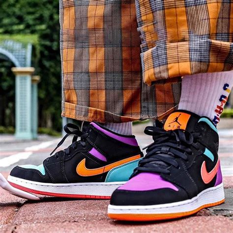 Air Jordan 1 Mid Gs Candy Kick Game