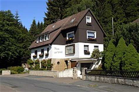 Gasten van pension haus am wald kunnen tijdens hun verblijf genieten van een hoog beoordeeld ontbijt (gastbeoordelingsscore: Braunlage (Harz) - Am Jermerstein