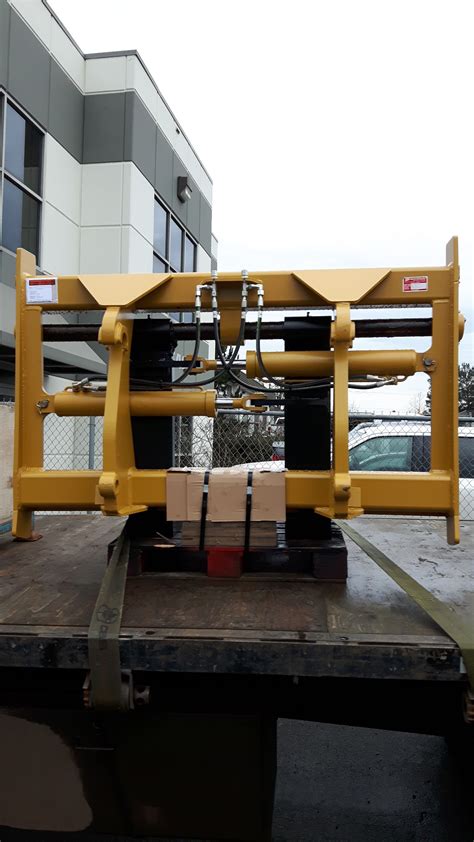 Hydraulic Fork Positioners Excavators And Wheel Loader Attachments