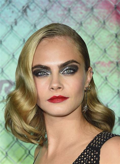 What The Hottest 2017 Eyebrow Trends Will Be According To An Expert