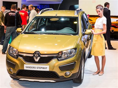 The sandero stepway has always been generously equipped and the plus is especially so. Russian-Spec 2014 Renault Sandero Stepway Looks Funky ...