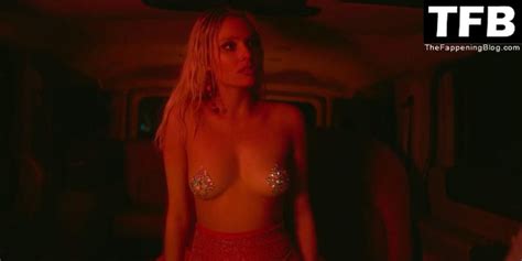 Valentina Zenere Topless Lite Pics Video The Sex Scene