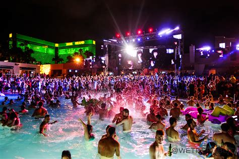 Best Nightswim Pool Parties In Vegas Updated 2023 Discotech