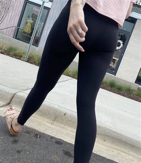Hot Married Girl In Parking Lot Spandex Leggings And Yoga Pants Forum