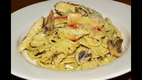A great base pasta dish, ready in under 30 minutes! Creamy Chicken Pesto Tagliatelle Recipe - Make It Easy ...