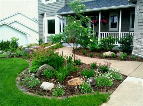 How To Plant A Flower Bed In Front Of House