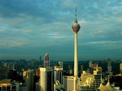 Kuala lumpur is the capital of malaysia and is the second largest city in malaysia after subang jaya in terms of its population. Kuala Lumpur Tower Malaysia - Images n Detail