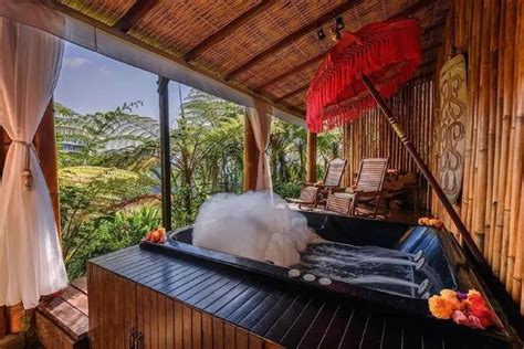 6 Most Romantic Glamping Pods With Hot Tubs Around The World Fravel