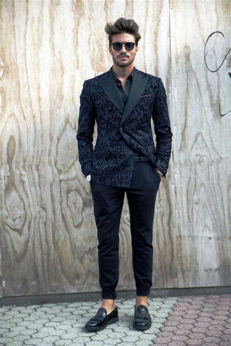 30 Black Suit Fashion Ideas For Men To Try