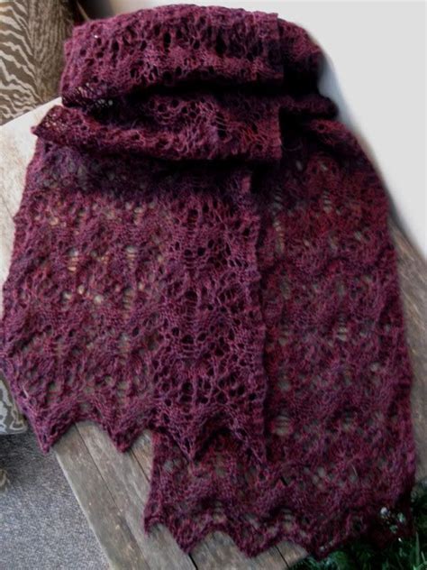 Reversible Lace Knitting Pattern