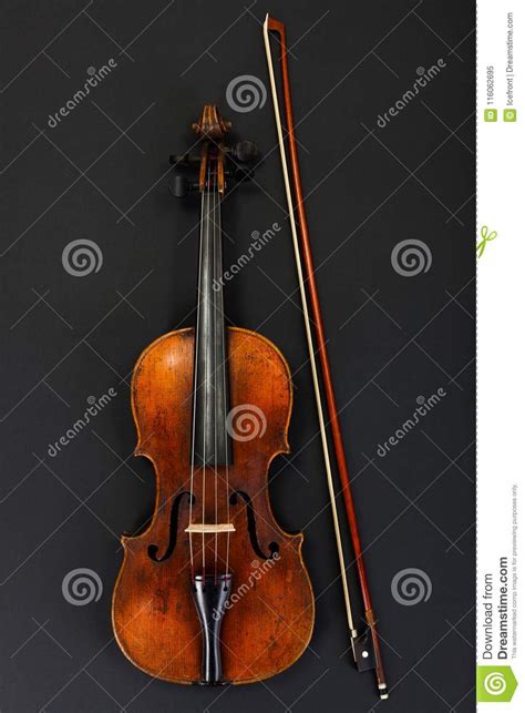 Old Violin With Bow On Black Background Stock Image Image Of Fiddle