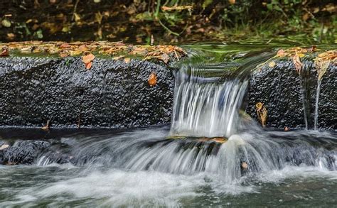 25 Beautiful Autumn Waterfall Pictures