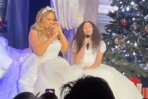 Mariah Carey Joined By Daughter Monroe For Duet At Toronto Show