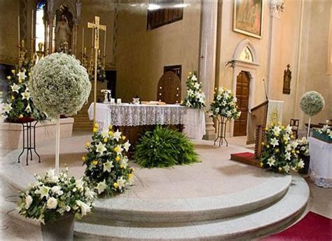 How To Decorate Your Wedding With Flowers Cheaply