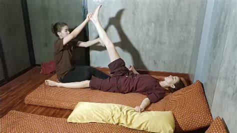 26 european girl live thai massage lek s22 youtube