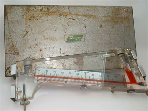 Used Dwyer 1025 Durablock Portable Inclined Manometer Range Of 20 0 20 Wc For Sale A
