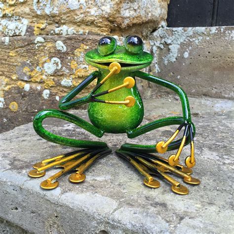Green Sitting Frog Metal Sculpture Frog Statues Garden Frog Statue Frog