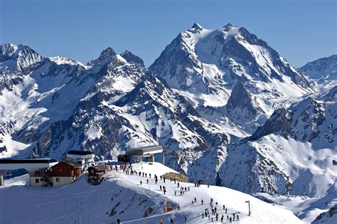 French Alps Mountain Resorts An Exclusive Très Chic Luxury Winter