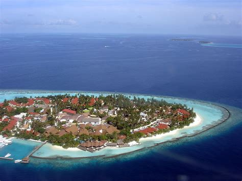Kurumba Aerial View Of Kurumba Island Maldives Taken From Flickr