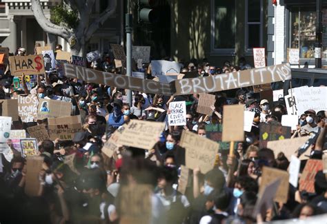 It S A M In New York And A M In San Francisco Here S The Latest On The Worldwide Protests