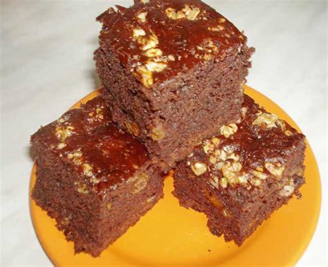 Brzi kolač sa bananama za 15 minuta brz i ukusan ukus kao krem bananice. Posni kolac — BrziKolaci.com