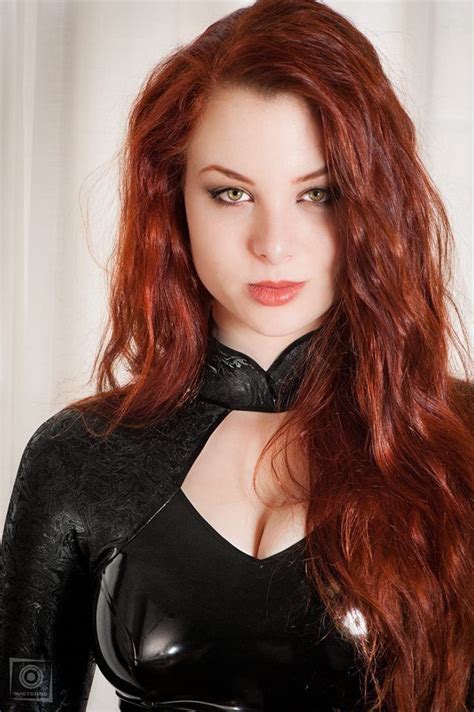 Pin By Fire Princess On Vip Pr Playing With Fire Redhead Beauty Beautiful Red Hair Beauty