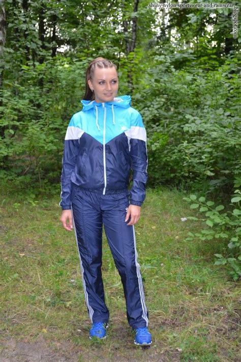 Album For Images Movies Of Women In Shiny Sportswear Windbreaker Outfit Tracksuit Outfit