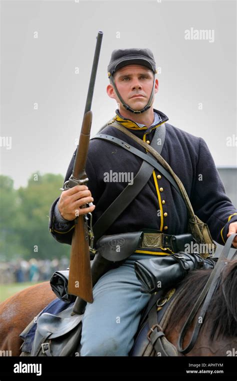 Union Cavalry Soldier With Rifle At The Battle Of Richmond Stock Photo