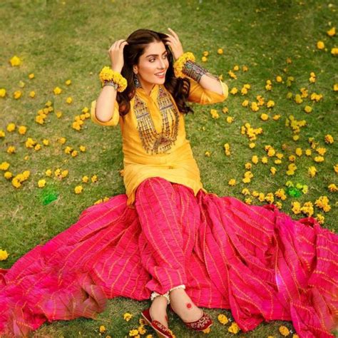 Ayeza Khan Latest Casual Dresses Photoshoot Stylepk