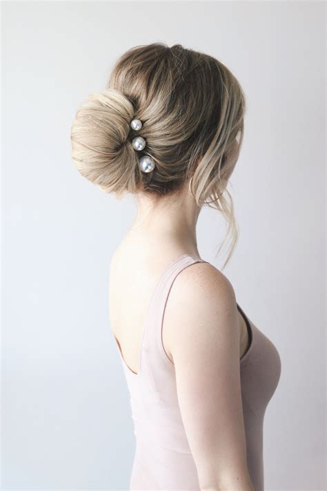 How To Simple Bun Perfect For Prom And Weddings Alex Gaboury