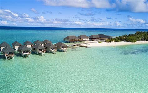 Тур на відпочинок в готелі Summer Island Maldives 4 в Северний Мале