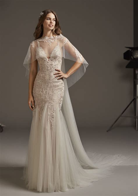 Stunning Beige Gown With Silver Lace Appliqués Modes Bridal Nz