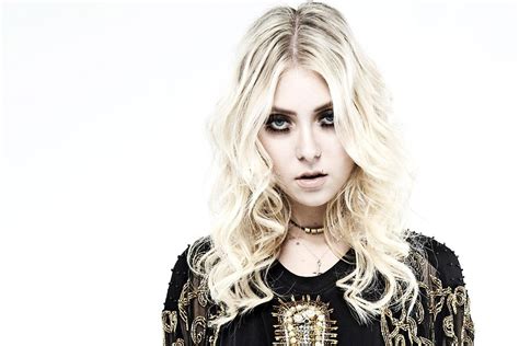 Taylor Momsen Shares Her Pretty Reckless Playlist