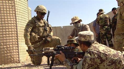افغان امن عمل امریکی فوجیوں کی 11 ستمبر تک واپسی، طالبان کی مذاکراتی اجلاس میں شرکت غیر ملکی