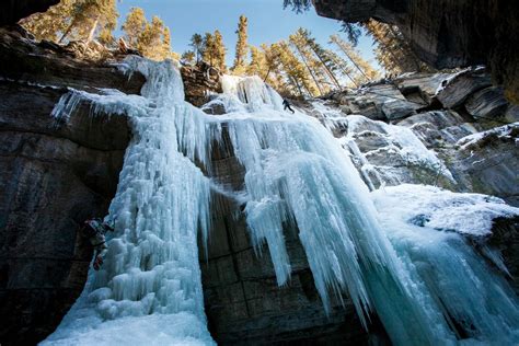 Frozen Waterfall Climbers Maligne Canyon Jasper Alberta Oc
