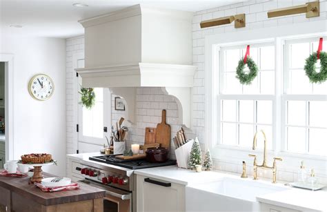 Christmas Kitchen Decor 40 Cozy Christmas Kitchen Décor Ideas Digsdigs Maybe You Would