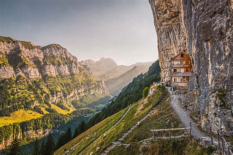 25 Sehenswürdigkeiten in der Schweiz, die Du sehen musst!
